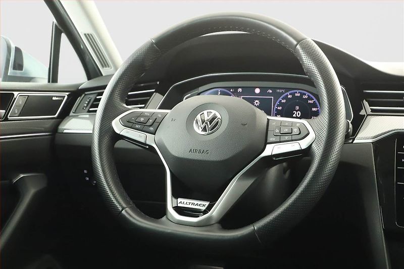 Volkswagen Passat (2020) Alltrack 2.0 BiTDI - fotka 8 z 19