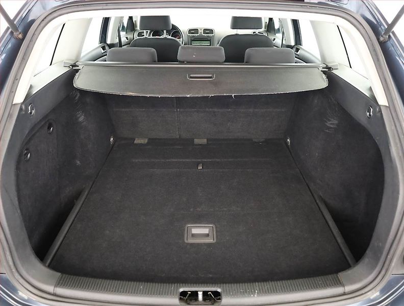 Volkswagen Golf (2010) 1.4 TSI, nová STK, rezervace - fotka 15 z 15
