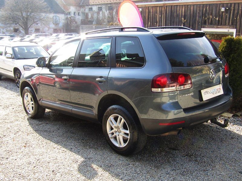 Volkswagen Touareg (2008) 2.5 TDI 4X4  PRUŽINY - fotka 5 z 38