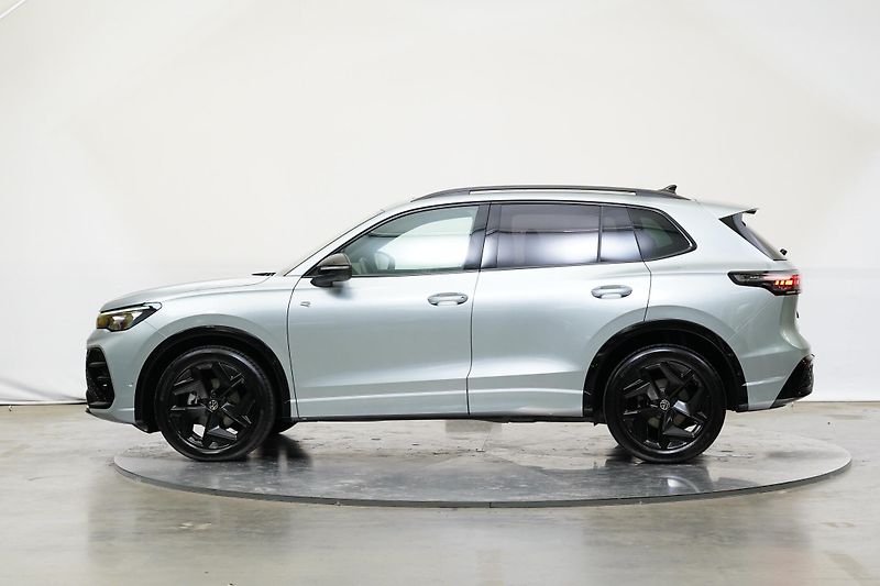 Volkswagen Tiguan - fotka 3 z 26