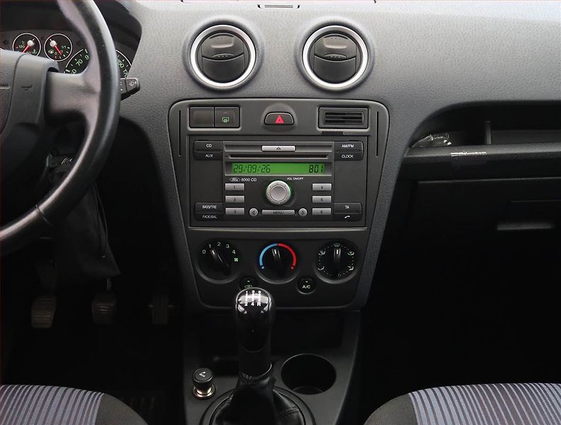Ford Fusion (2007) 1.4, po STK, v provozu - fotka 12 z 16