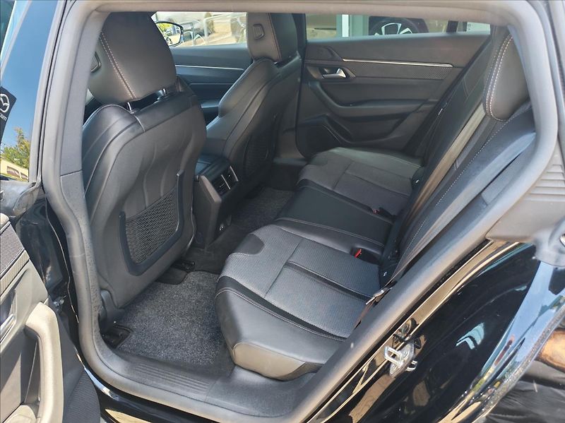 Peugeot 508 1,5 508 SW BlueHDi 130 EAT8 Al - fotka 14 z 21