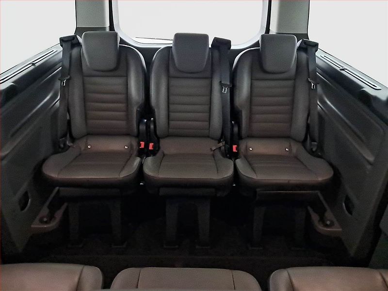 Ford Tourneo Custom (2022) Titanium 2.0 EcoBlue mHEV, ČR - fotka 10 z 21