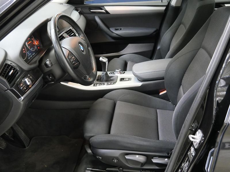 BMW X3 - fotka 11 z 26