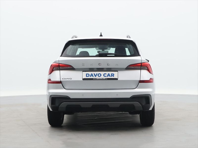 Škoda Kamiq 1,0 TSi 70kW Selection - fotka 6 z 27