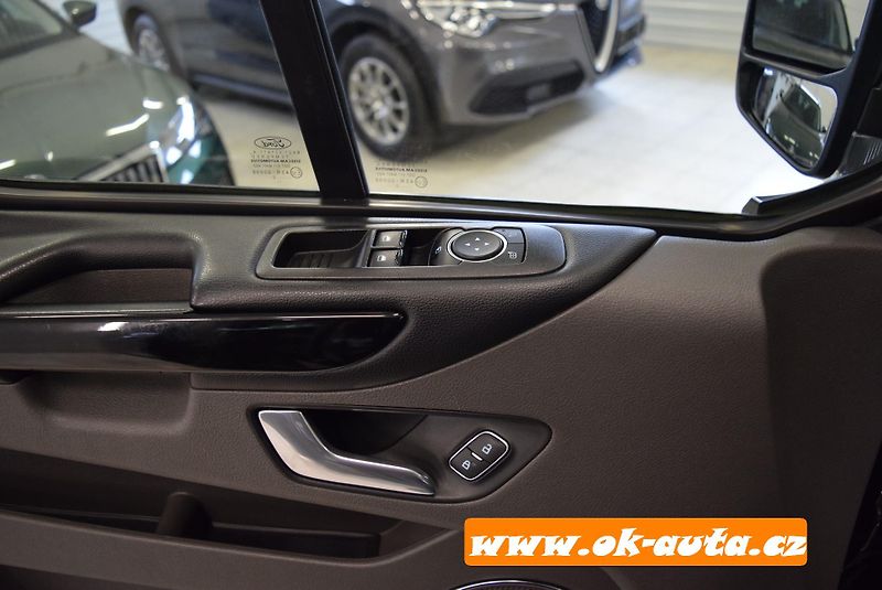 Ford Tourneo Custom 2.0 TDCI TITANIUM X 132 kW 8M. - fotka 48 z 70