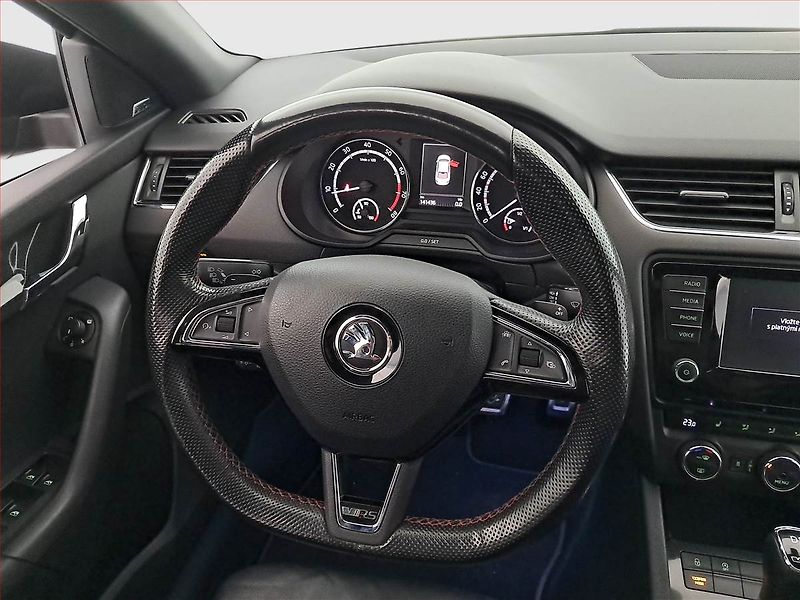 Škoda Octavia (2016) RS 2.0 TSI, Automat - fotka 23 z 23