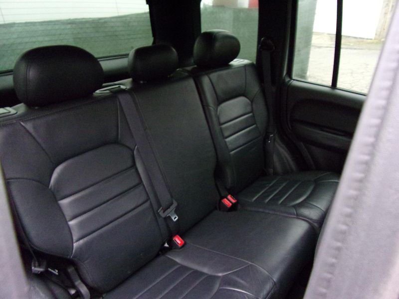 Jeep Cherokee (2004) 2.5 CRD 105kW 4X4  BEZ KOROZE - fotka 21 z 23