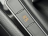 Volkswagen Golf (2017) 2.0TDi MAN Highline+, DPH, ACC - náhled 41