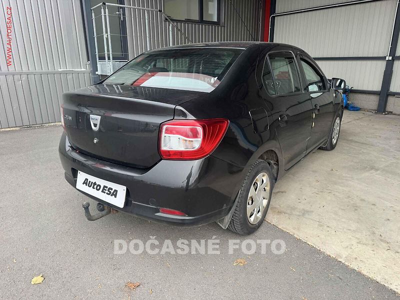 Dacia Logan (2016) 1.2i, ČR, AC, tažné - fotka 2 z 3