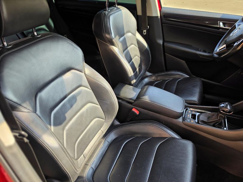 Škoda Kodiaq (2018) 2.0 TDi 140kW Style 4x4x DSG - fotka 17 z 30