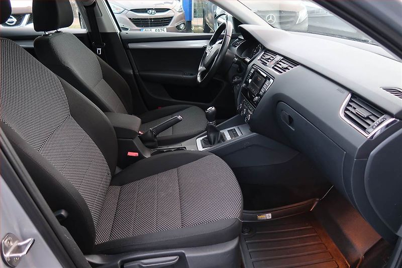 Škoda Kamiq (2024) 1.0 TSI, Drive, FullLed - fotka 7 z 19