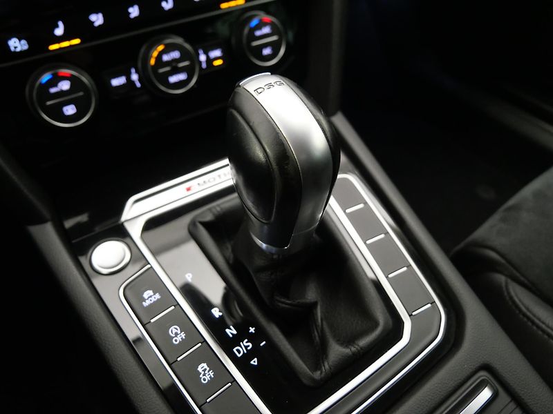 Volkswagen Passat - fotka 17 z 23