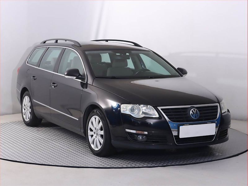 Volkswagen Passat (2010) BlueMotion 1.6 TDI, Navi - fotografie inzerátu