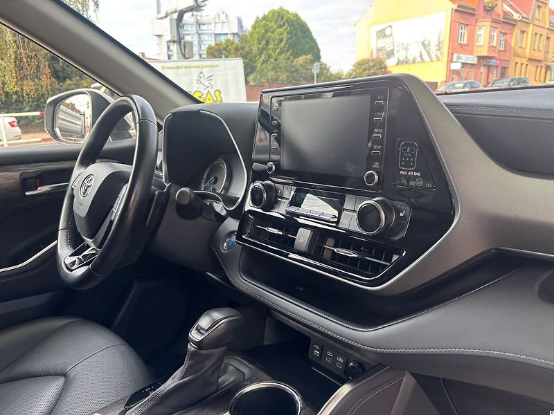 Toyota Highlander 2.5HEV e-CVT.CZ.DPH.PRESTIGE.1 - fotka 33 z 40