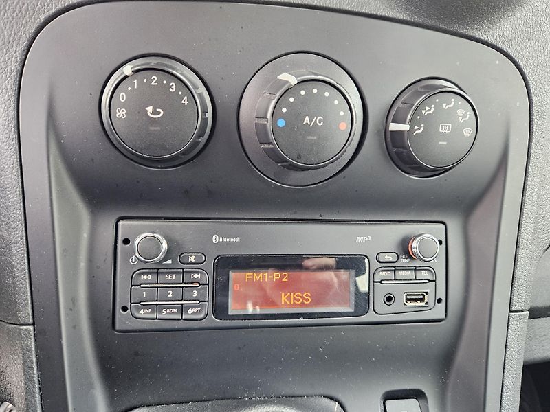 Mercedes-Benz Citan (2012) 1.5cdi MOŽNÉ SPLÁTKY  - fotka 14 z 23