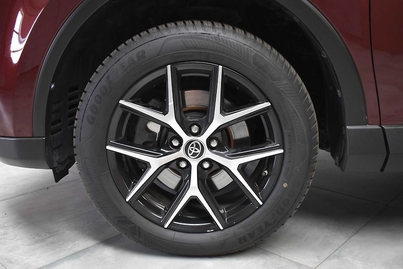 Toyota RAV4 2.0 D-4D 105kW*PO ROZVODECH* - fotka 40 z 44