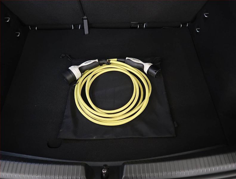 Volkswagen ID.3 (2020) Life Pro Perf. (62 kWh) - fotka 28 z 28