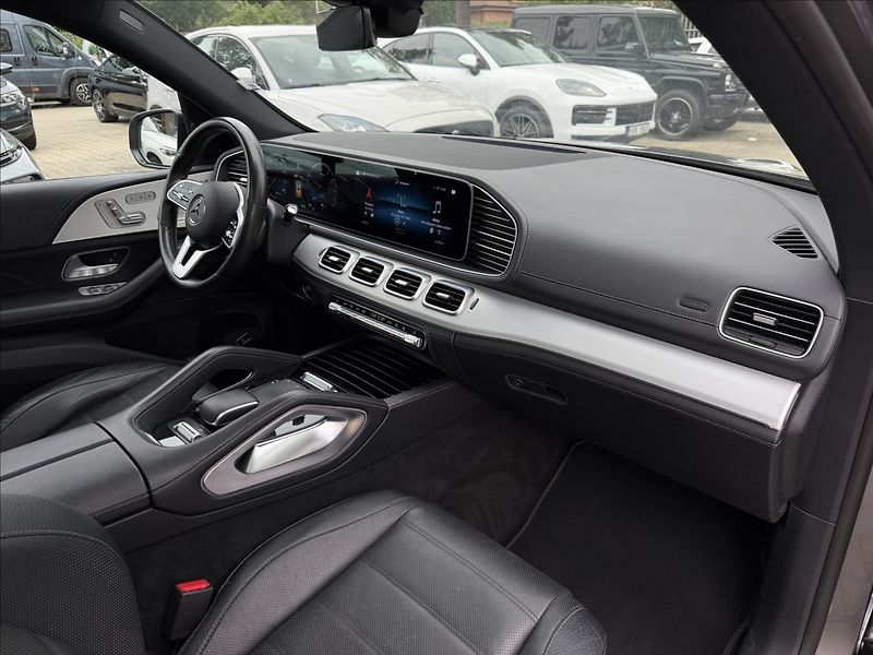 Mercedes-Benz GLE 350de AMG 4Matic Vzduch - fotka 10 z 33
