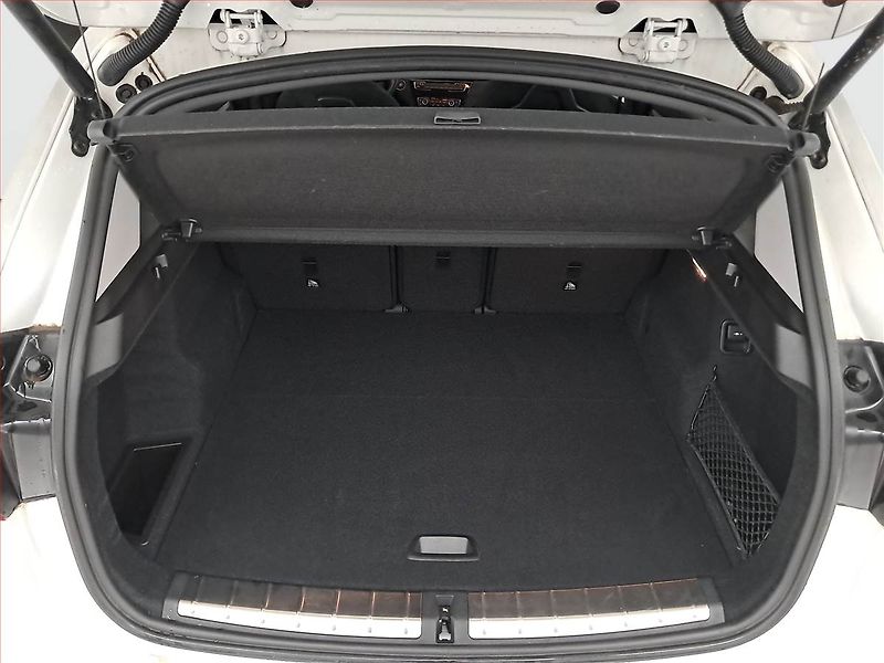 BMW X1 (2022) xDrive20i - fotka 14 z 17
