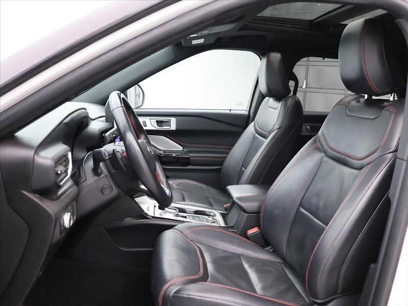 Ford Explorer 3,0 V6 267kW EcoBoost 4x4 CZ D - fotka 12 z 44