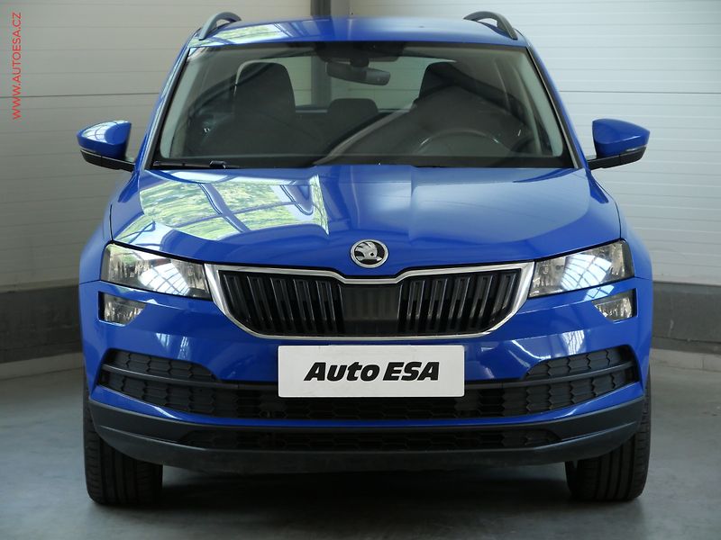 Škoda Karoq (2018) 2.0TDi 4x4, ČR, Ambition, TZ - fotka 2 z 22