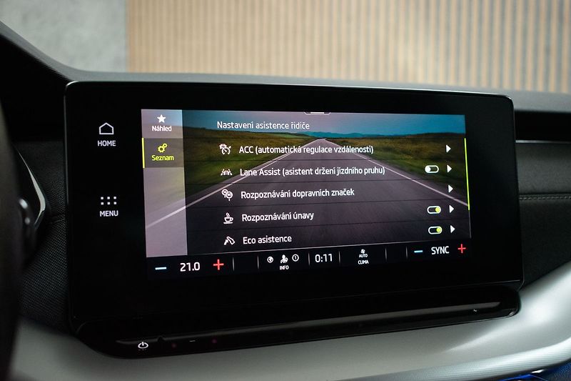 Škoda Octavia 1.5 G-TEC*KAMERA*ACC*DSG*DPH* - fotka 31 z 43