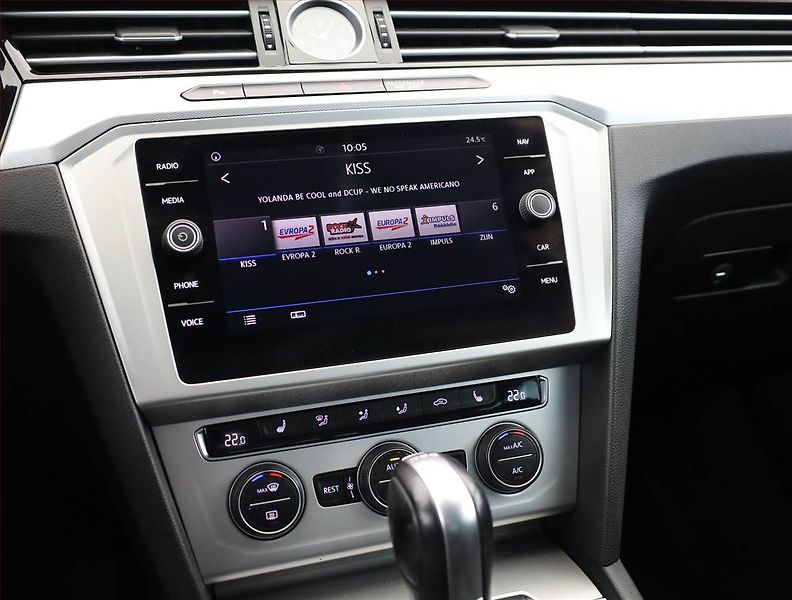 Volkswagen Passat (2019) Business 2.0 TDI, Automat - fotka 10 z 20