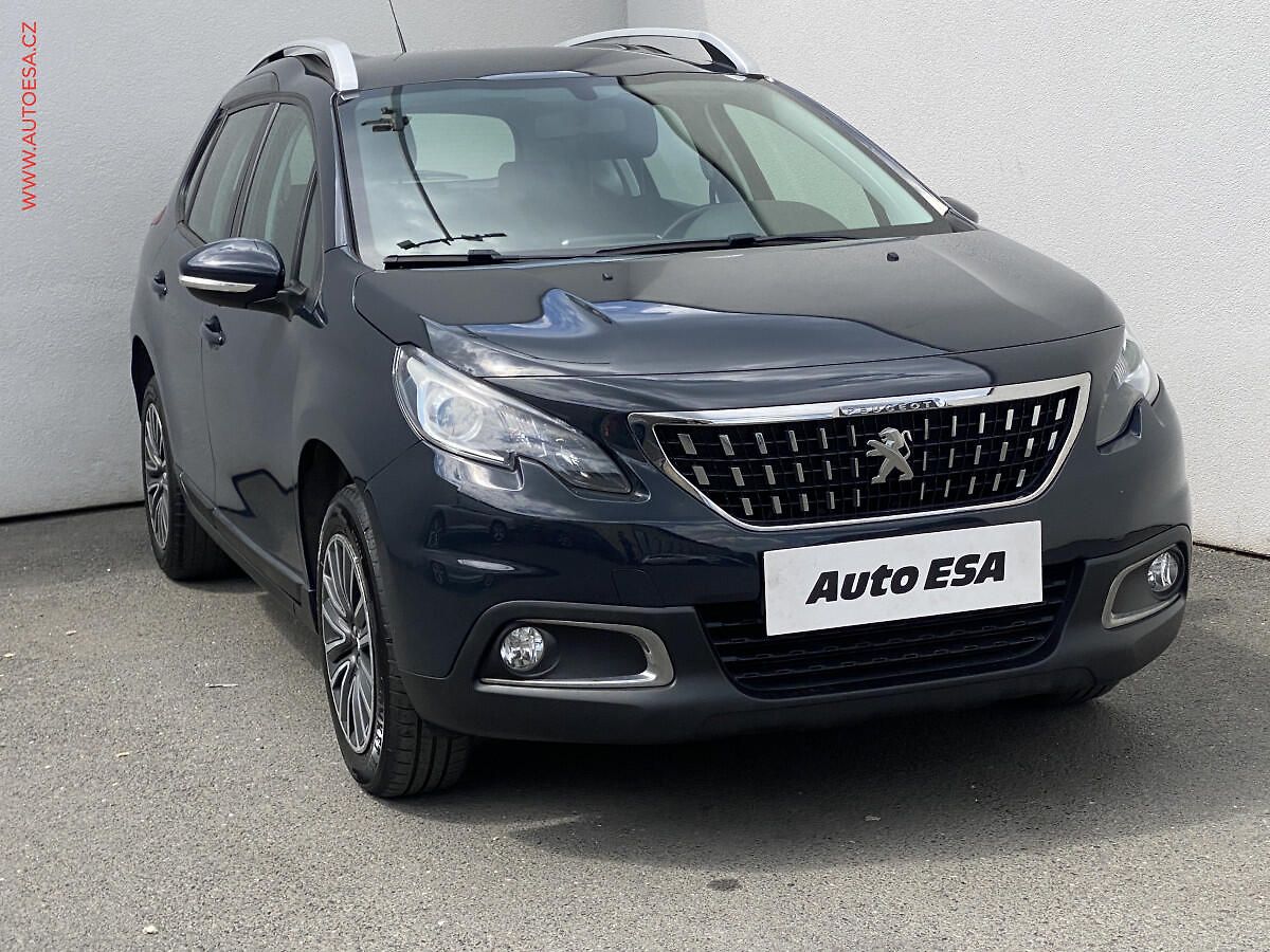 Peugeot 2008 1.2 PT, AC, tempo, park.asist