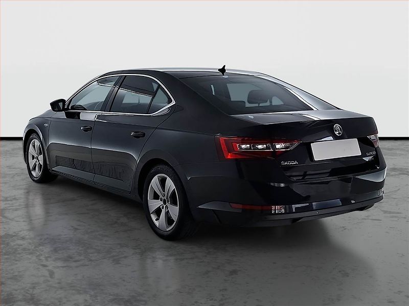 Škoda Superb (2017) Laurin&Klement 2.0 TDI 4x4 - fotka 4 z 21