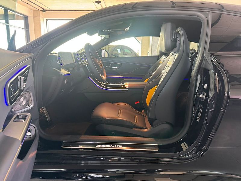 Mercedes-Benz CLE AMG 53 4MATIC+ - fotka 11 z 19