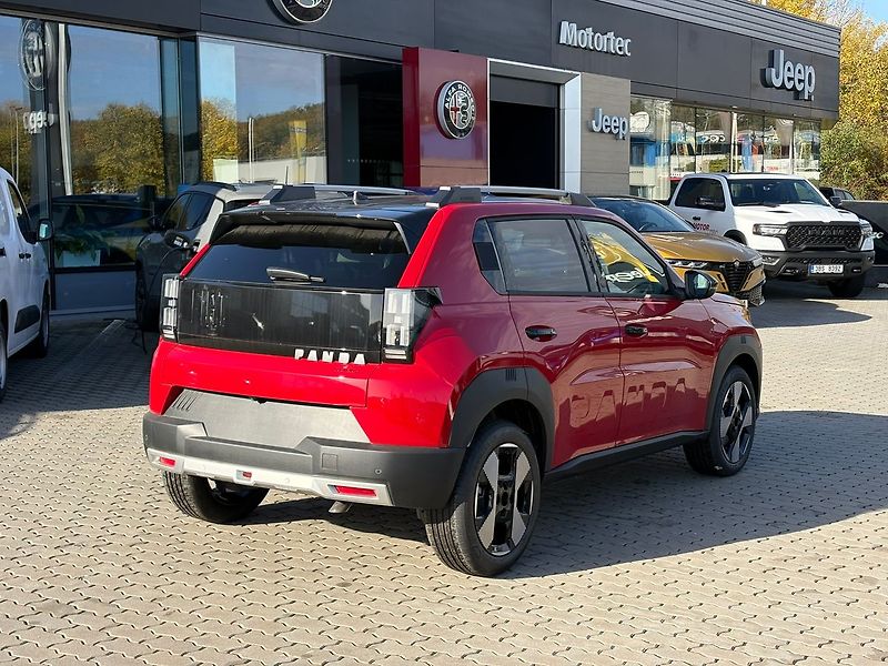 Fiat Grande Panda (2026) La Prima 1.2 Turbo Hybrid 110k - fotka 7 z 25