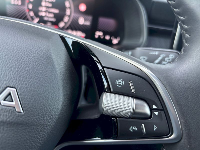Škoda Kamiq (2025) 1.0 TSI 85kW Selection - fotka 13 z 35