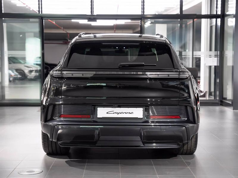 Porsche Cayenne Electric HuD HD-Matrix Venti - fotka 5 z 22