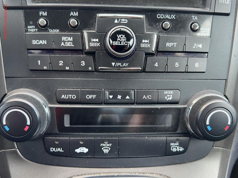 Honda CR-V (2012) 2.2i-DTEC, AC, TZ, park.čidla - fotka 13 z 16