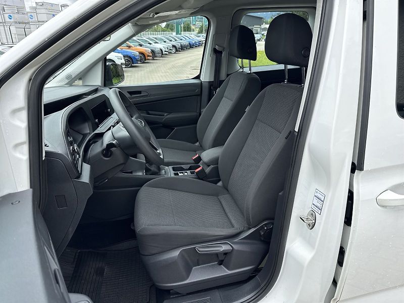 Volkswagen Caddy (2022) 1.5 TSI - fotka 8 z 26