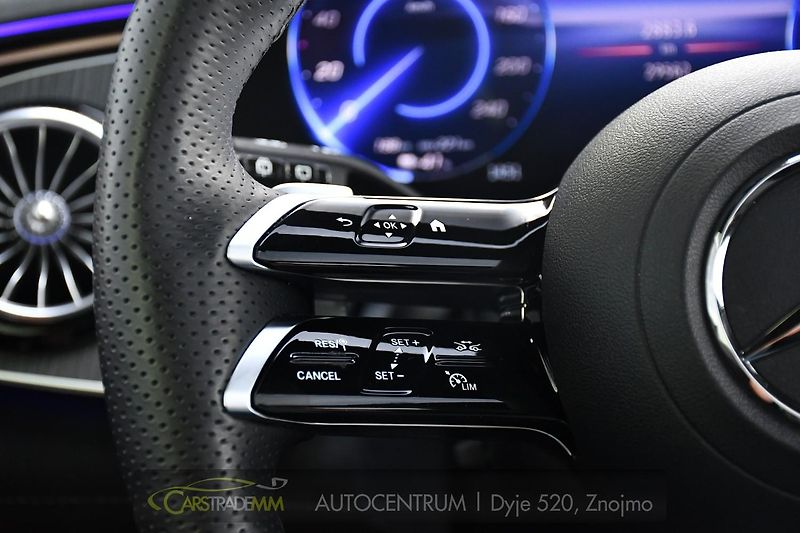 Mercedes-Benz EQE 350 4-matic AMG - fotka 26 z 56
