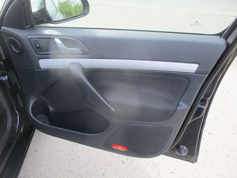 Škoda Octavia 1.2 TSi*TAŽNÉ*L+Z PNEU*VÝHŘEV - fotka 23 z 43