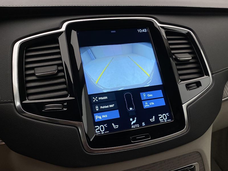 Volvo XC90 B5 AWD INSCRIPTION REZERVACE - fotka 45 z 54