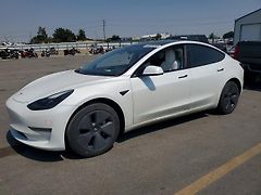 Tesla Model 3 (2021) Auto na cestě - fotografie inzerátu