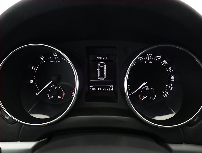 Škoda Yeti (2016) GreenLine 1.2 TSI, Serv.kniha - fotka 14 z 18