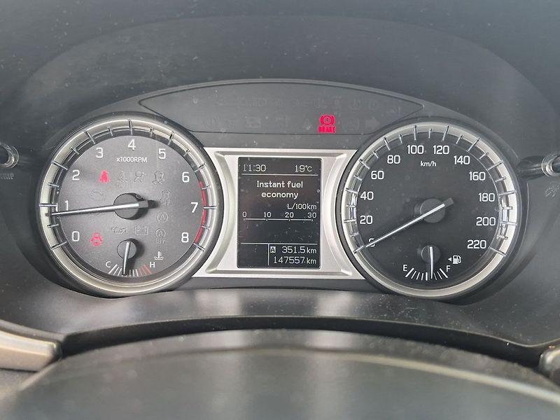 Suzuki Vitara 1,6 VVT Comfort 88 kW - fotka 16 z 20