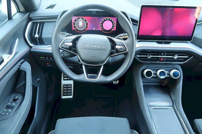 Škoda Kodiaq (2025) SportLine 2,0 TSi/150 kW 4X4 - fotka 11 z 32