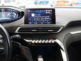 Peugeot 3008 (2017) Allure 1.6 THP, Automat - náhled 12