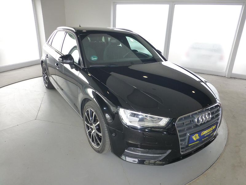 Audi A3 (2013) 2,0TDI-110KW*NAVI*XENON*KAMERA - fotka 3 z 29
