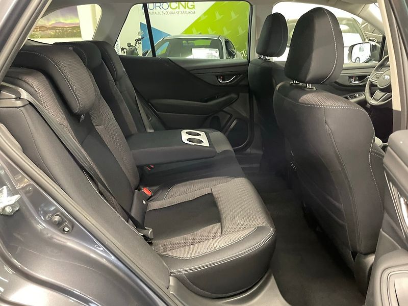 Subaru Outback (2025) 2.5 ACTIVE 2025 | Záruka - fotka 18 z 44