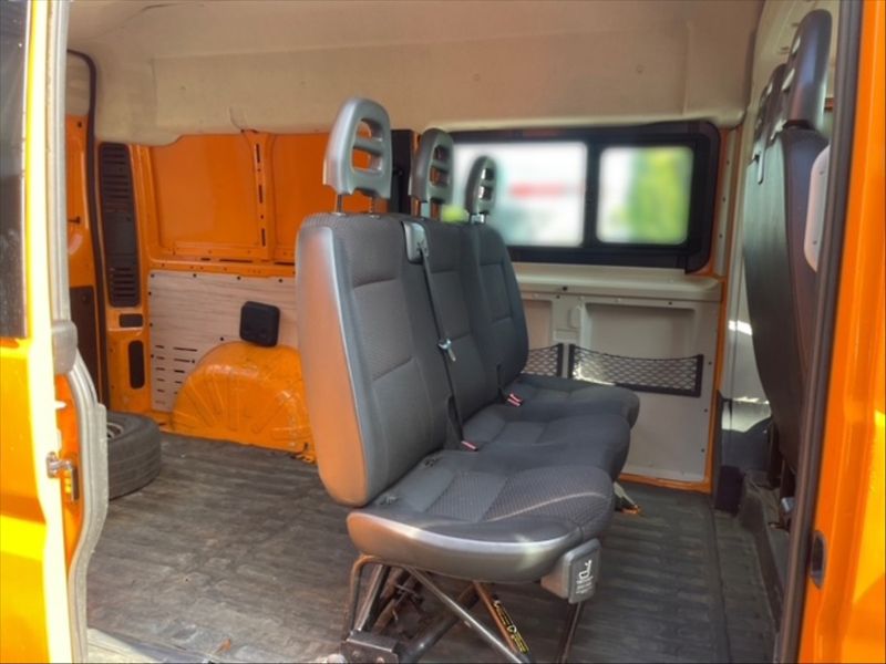 Peugeot Boxer 2,2 BHDI L2H2 - fotka 8 z 11