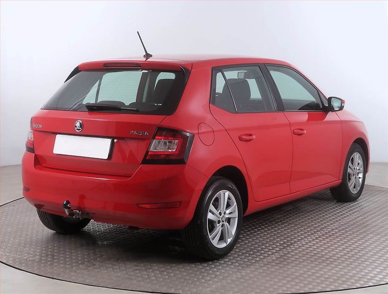 Škoda Fabia (2019) Ambition Plus 1.0 TSI - fotka 5 z 15