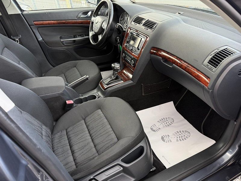 Škoda Octavia (2009) 1.4TSi 90kW *ALU*DSG*Isofix* - fotka 16 z 21