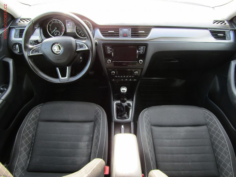 Škoda Rapid (2017) 1.0 TSi, ČR, Style, xenon - fotka 8 z 19